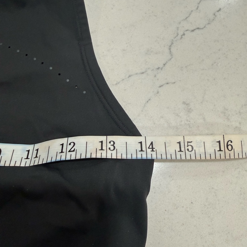 Lululemon Fit Physique Crop Top Black Estimated Size 4 - Picture 5 of 7